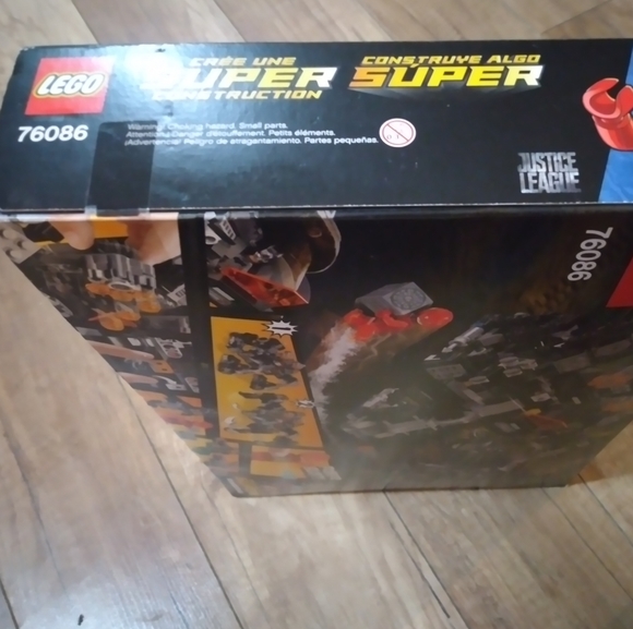 Lego 76086 - Picture 2 of 3